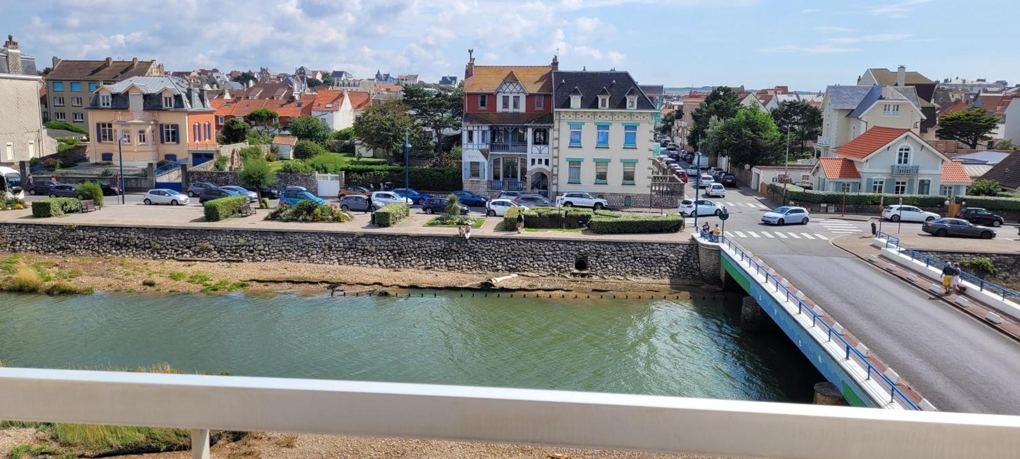 Une Jolie Vue - Appt 2 Pieces Vue Mer Balcon Sud Wimereux Exterior foto